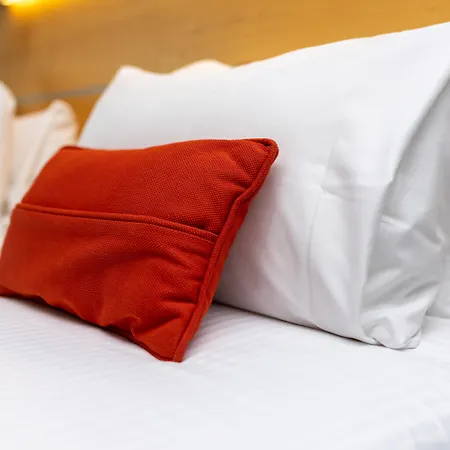 Hotel Express & By Ihg