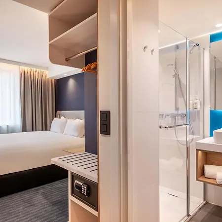 Express & By Ihg Hotel Gent