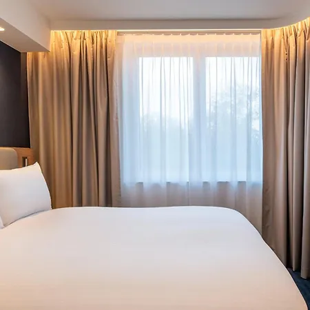 Express & By Ihg Hotel